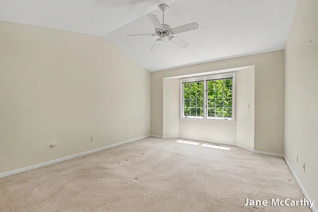 2338 Whimbrel Court NE Grand Rapids City MI 49505