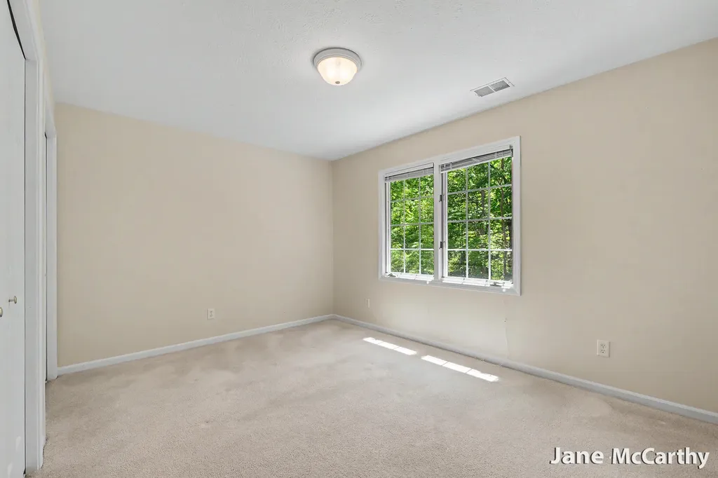 2338 Whimbrel Court NE Grand Rapids City MI 49505