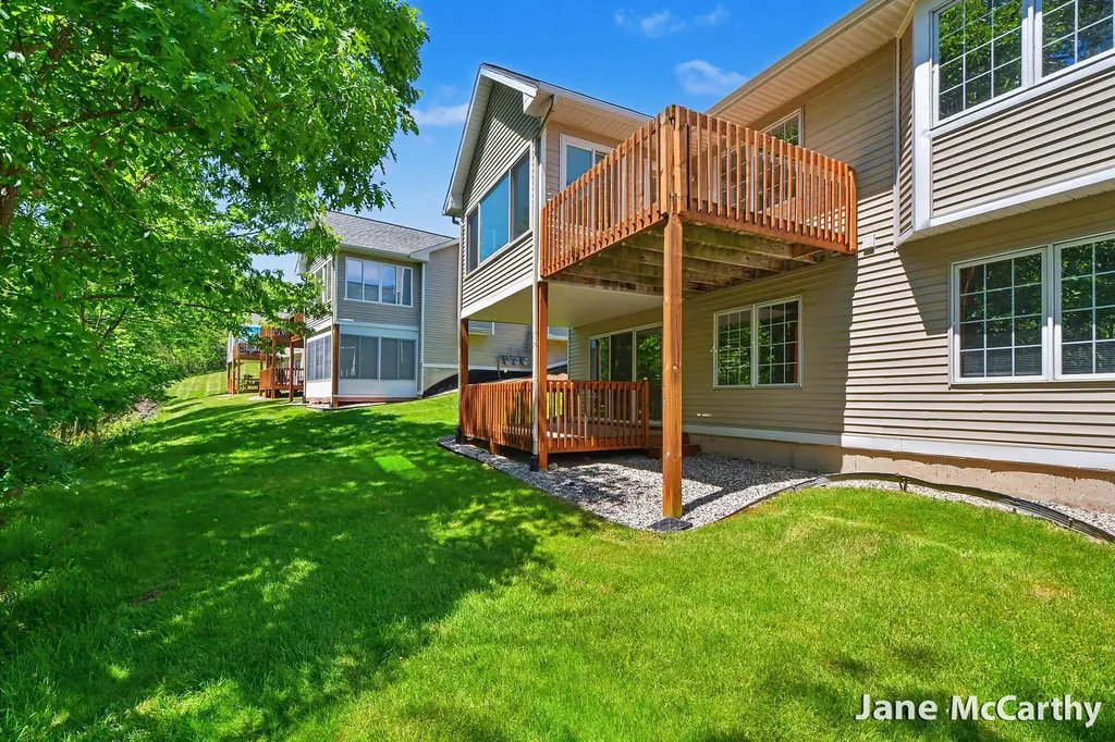 2338 Whimbrel Court NE Grand Rapids City MI 49505