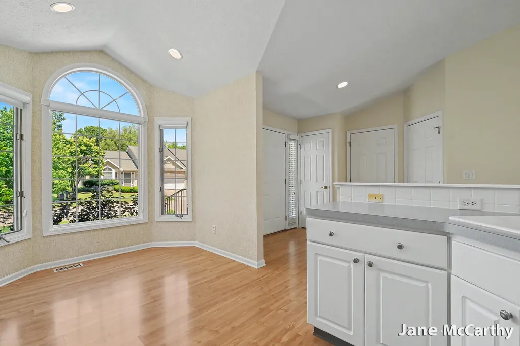 2338 Whimbrel Court NE Grand Rapids City MI 49505