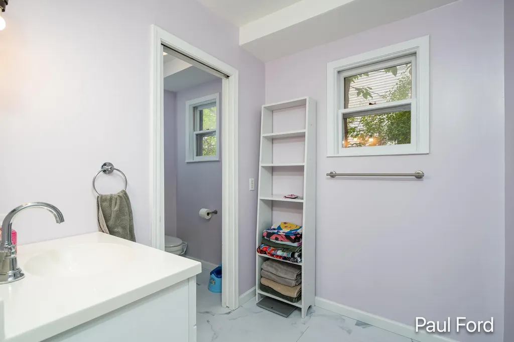 924 Hall Street SE Grand Rapids City MI 49507