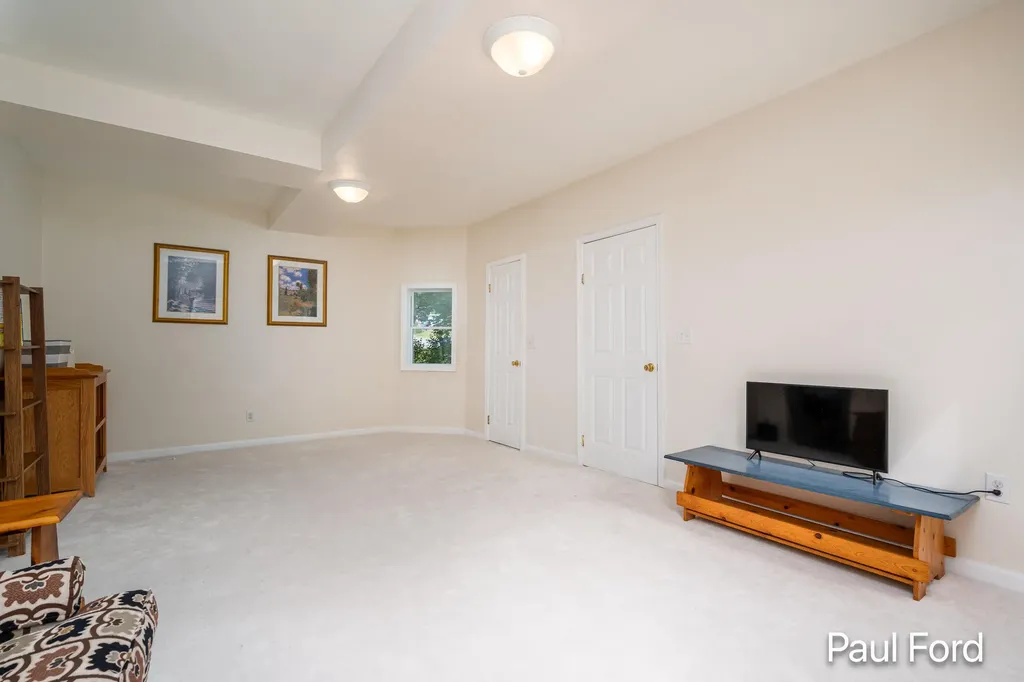 924 Hall Street SE Grand Rapids City MI 49507