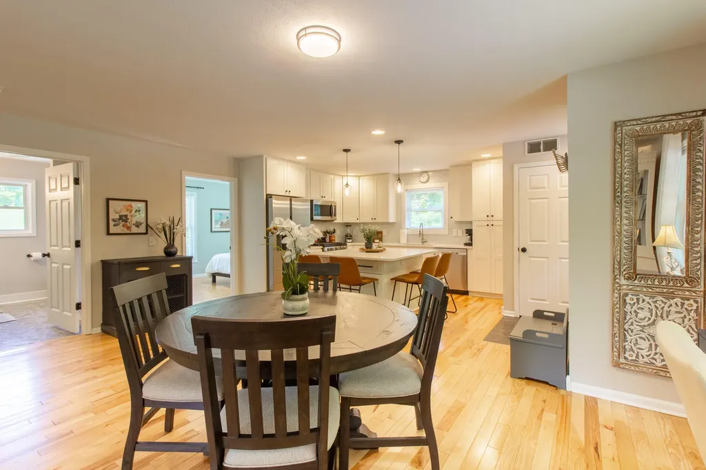 3846 Kate Avenue SE Grand Rapids Charter Township MI 49506