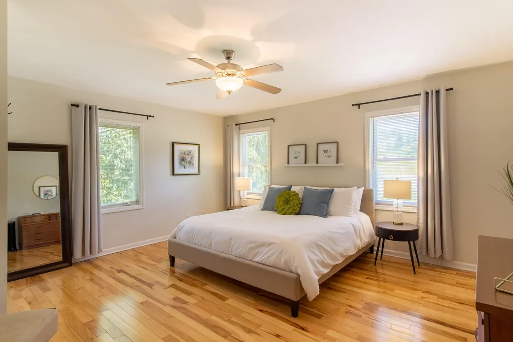 3846 Kate Avenue SE Grand Rapids Charter Township MI 49506