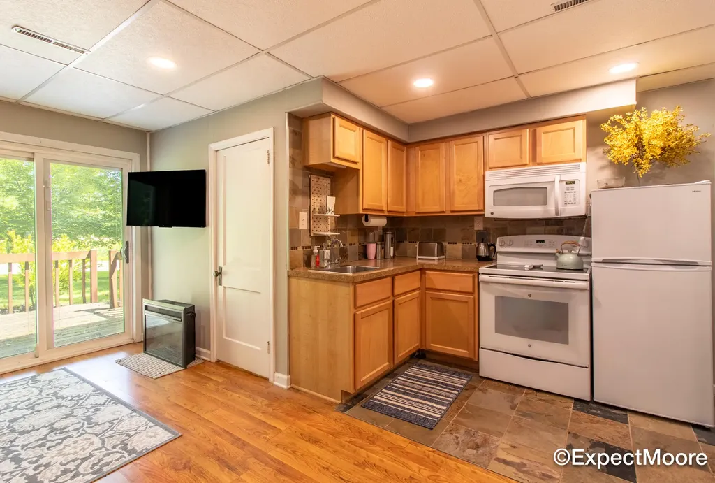 3846 Kate Avenue SE Grand Rapids Charter Township MI 49506