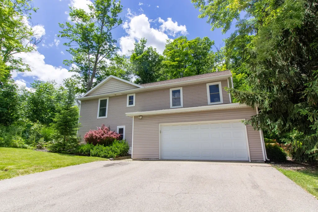 3846 Kate Avenue SE Grand Rapids Charter Township MI 49506