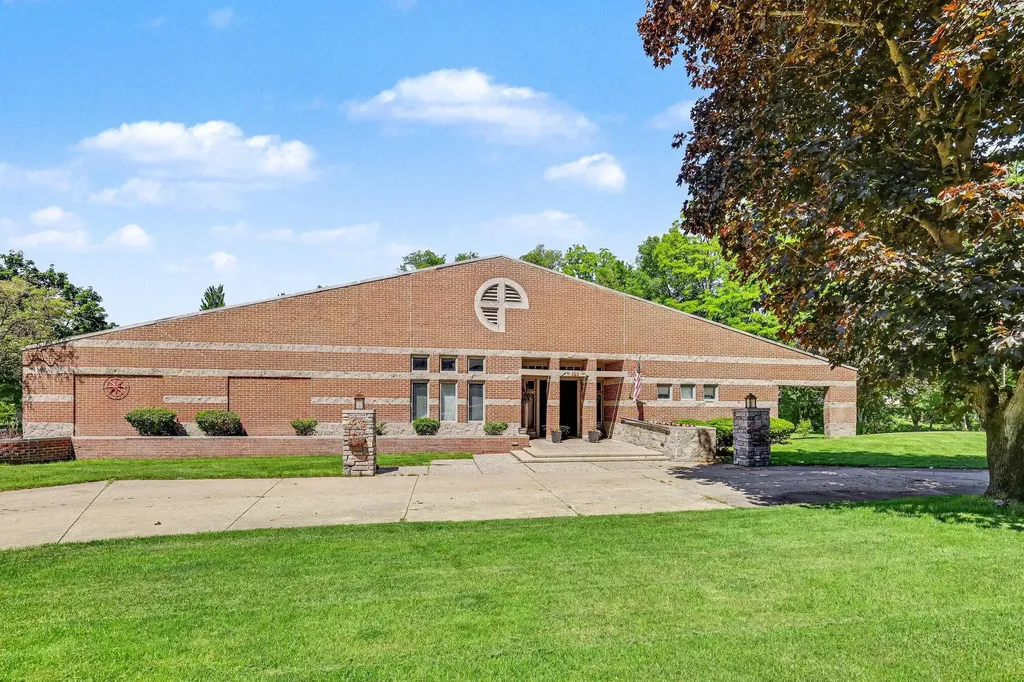 829 S Lincoln Street Greenville City MI 48838