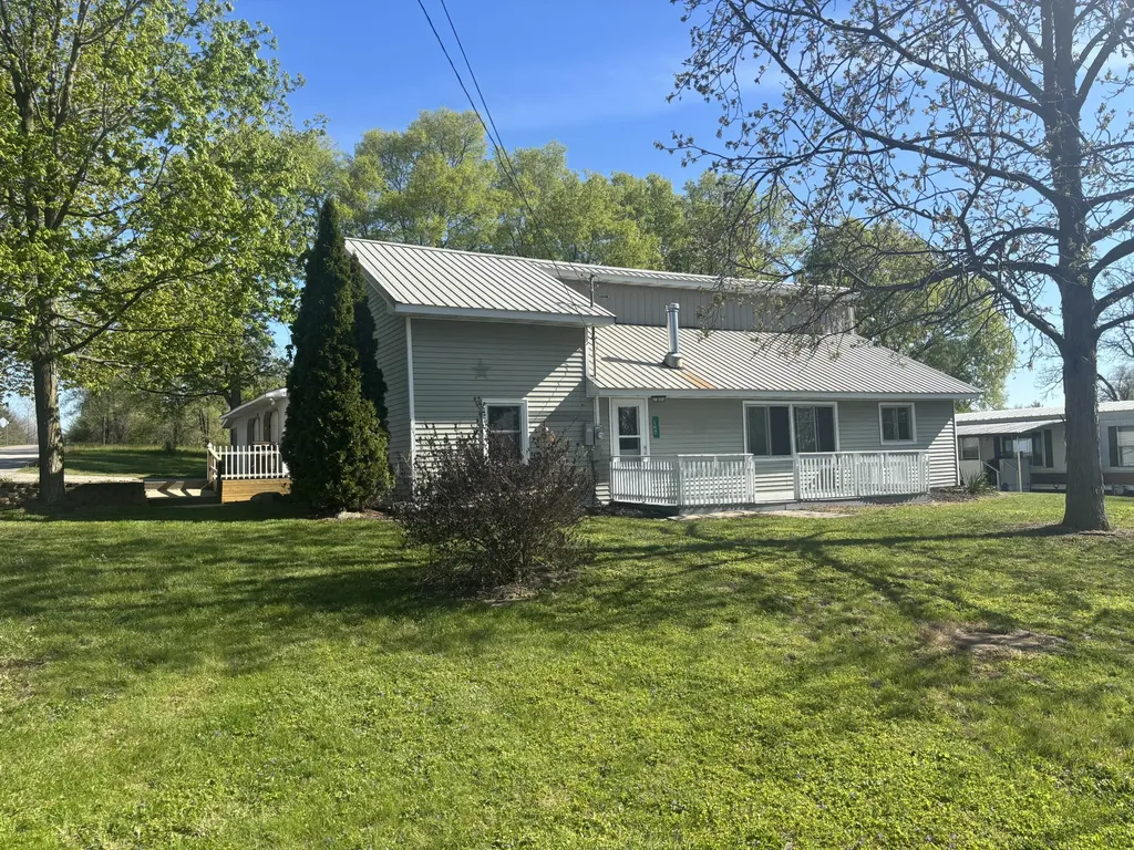 126 E Maple Street Muir Village MI 48860
