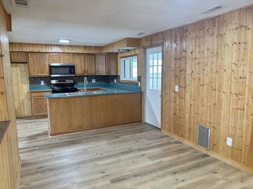 126 E Maple Street Muir Village MI 48860