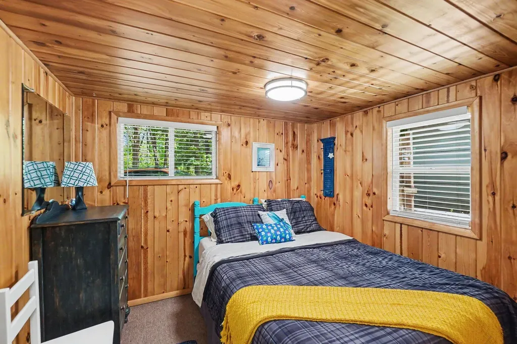8905 E Acorn Street Greenwood Township MI 49425