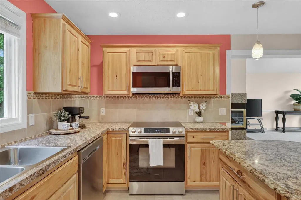 2467 Palm Dale Drive SW Wyoming City MI 49418