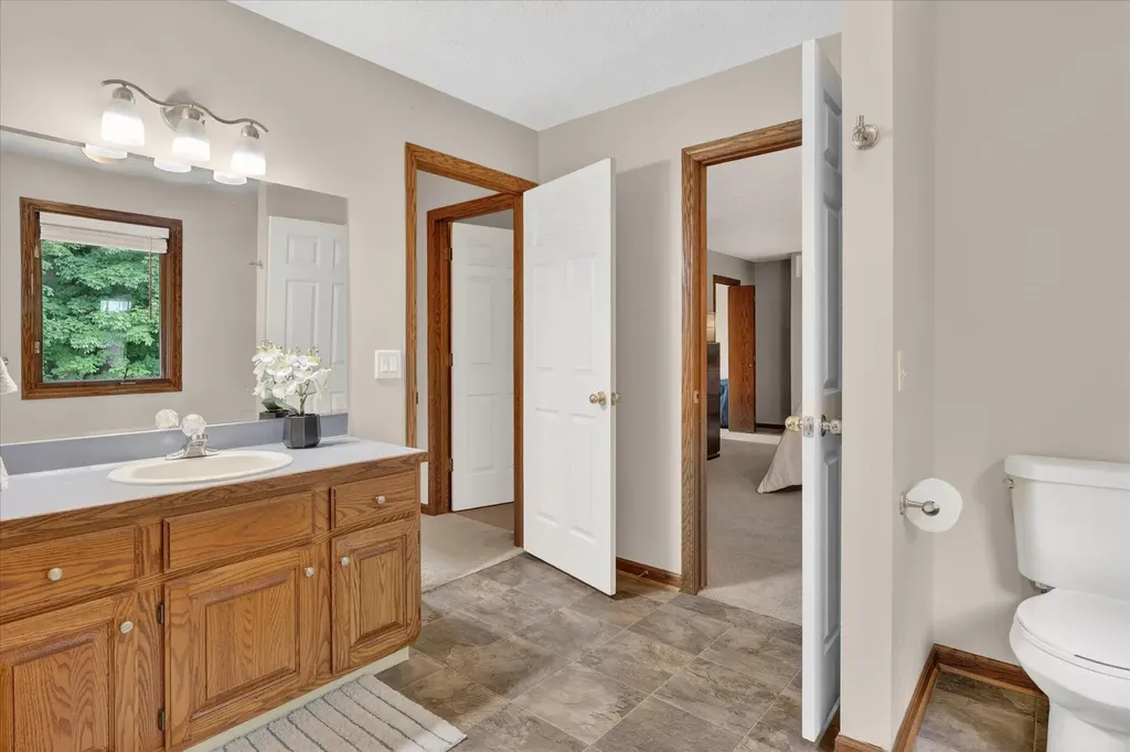 2467 Palm Dale Drive SW Wyoming City MI 49418