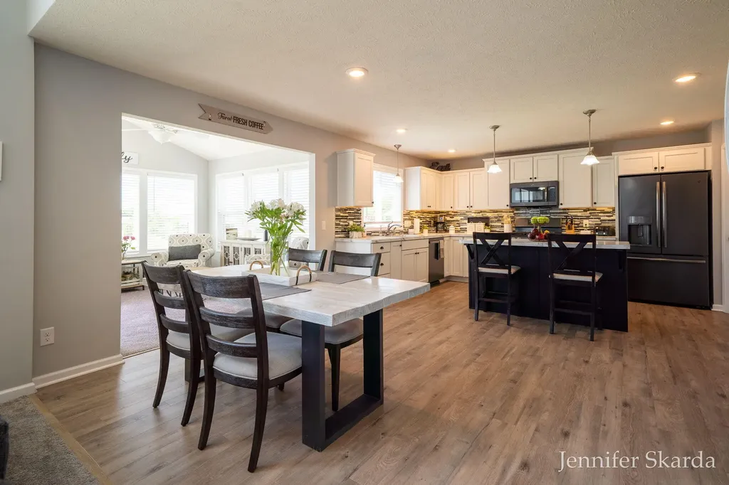 2930 E Morgan Trail NE Algoma Township MI 49341