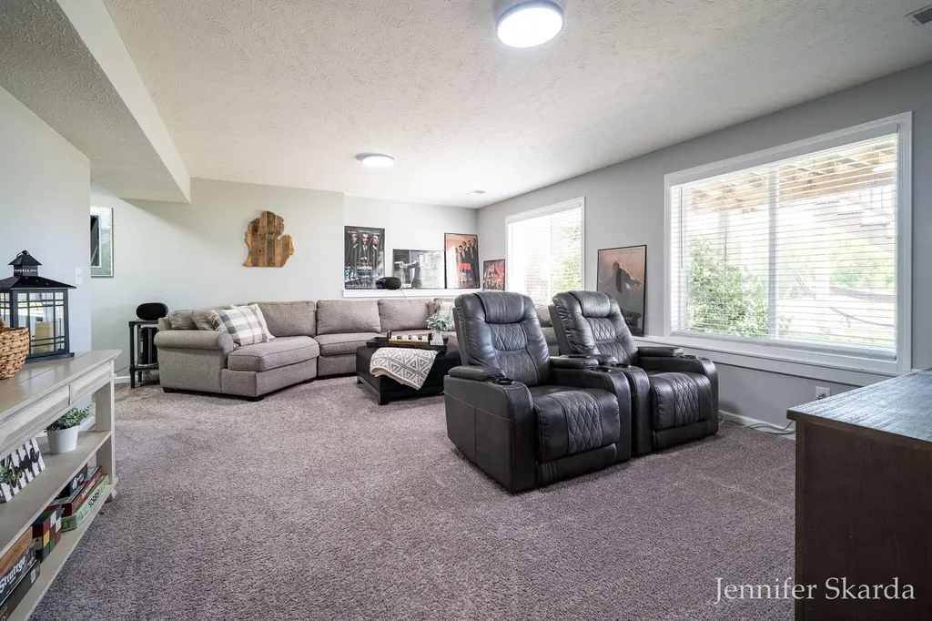 2930 E Morgan Trail NE Algoma Township MI 49341