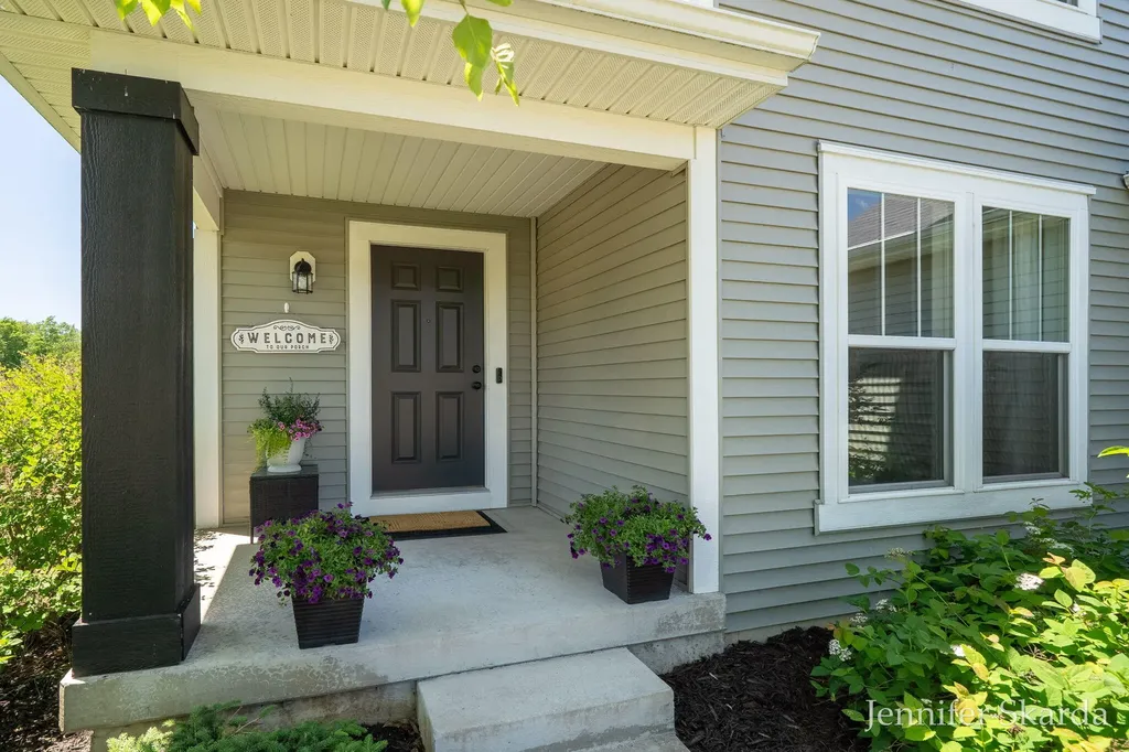 2930 E Morgan Trail NE Algoma Township MI 49341