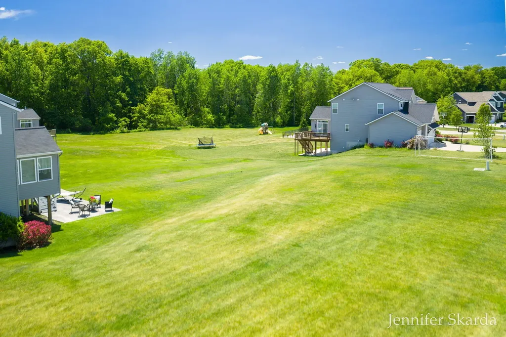 2930 E Morgan Trail NE Algoma Township MI 49341