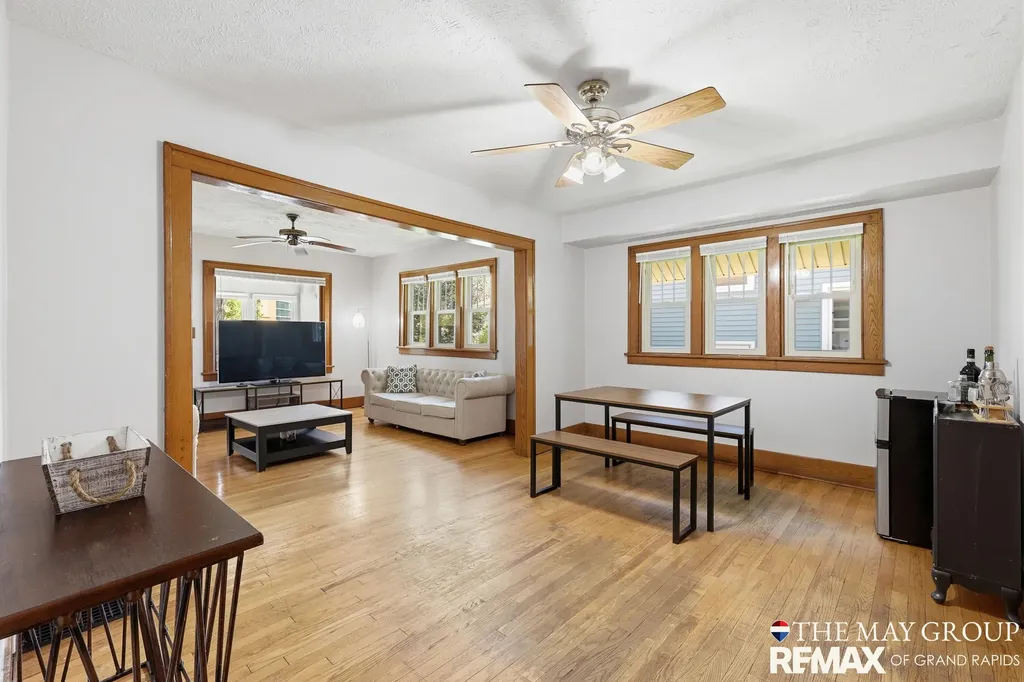 1741 Godwin Avenue SE Grand Rapids City MI 49507