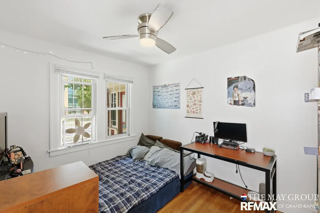 1741 Godwin Avenue SE Grand Rapids City MI 49507
