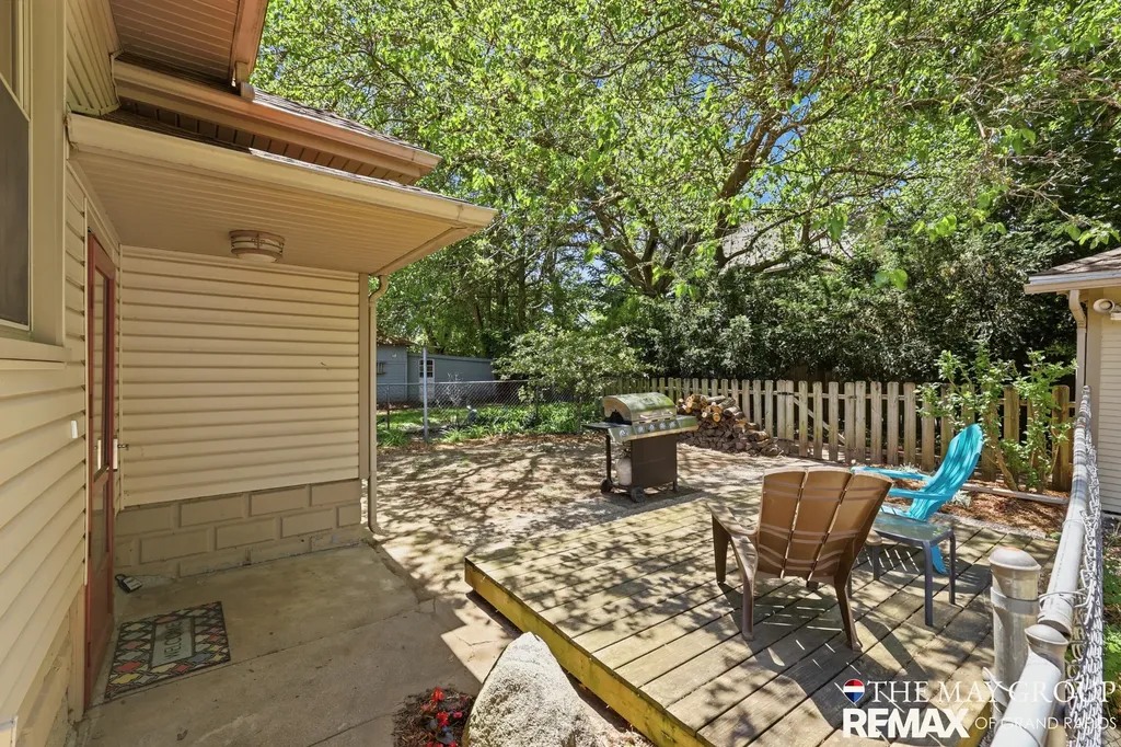 1741 Godwin Avenue SE Grand Rapids City MI 49507