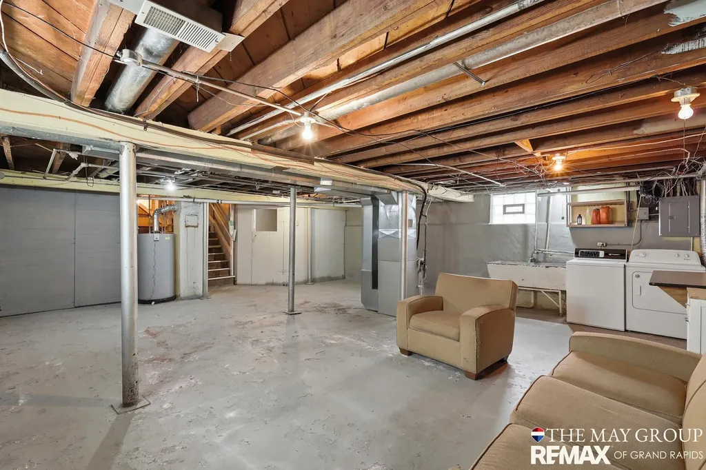 1741 Godwin Avenue SE Grand Rapids City MI 49507