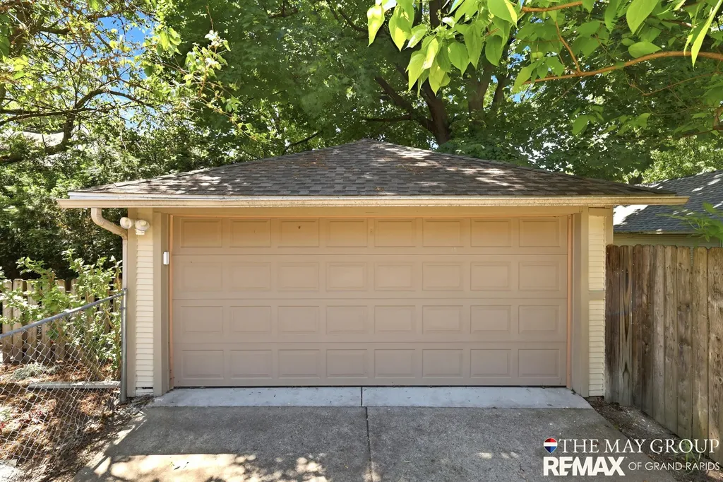 1741 Godwin Avenue SE Grand Rapids City MI 49507
