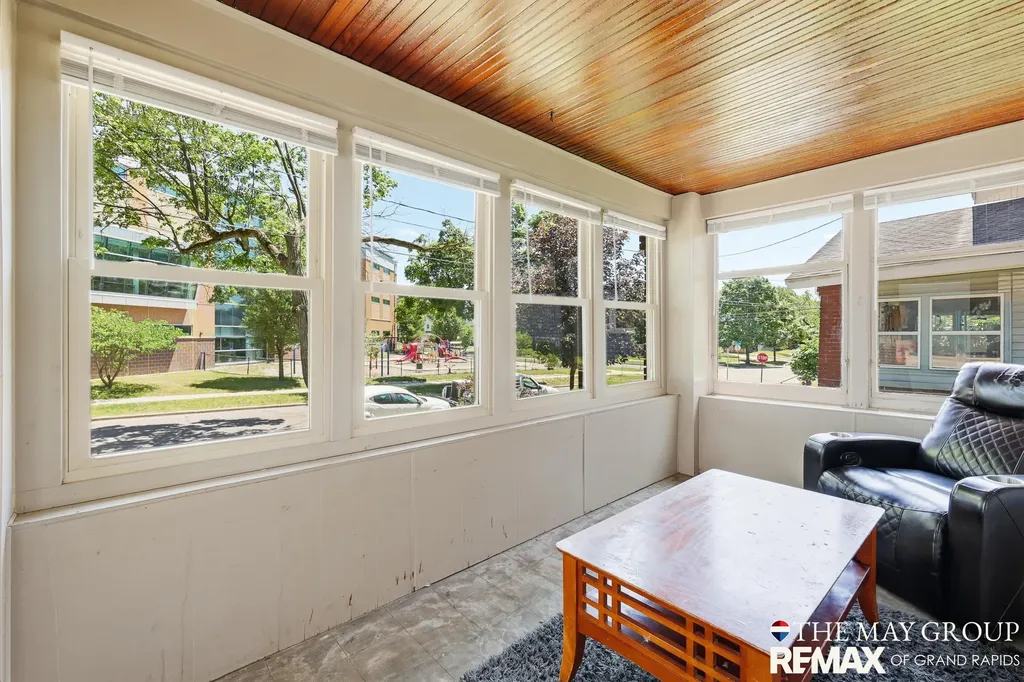 1741 Godwin Avenue SE Grand Rapids City MI 49507