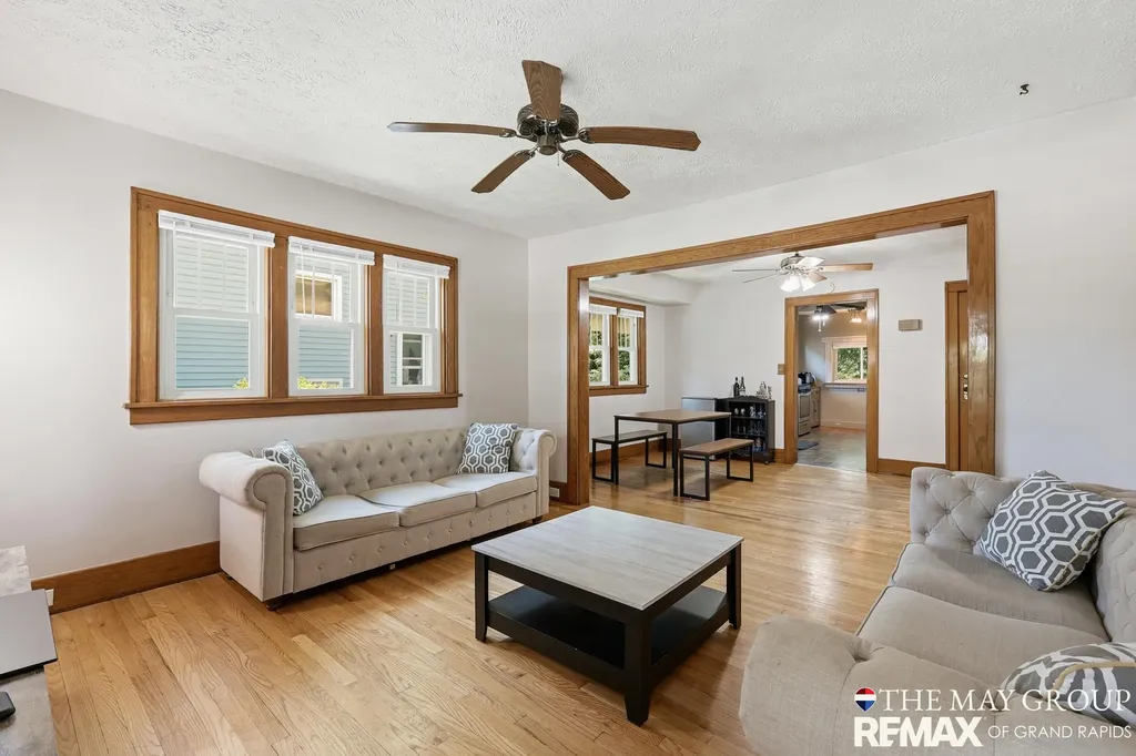 1741 Godwin Avenue SE Grand Rapids City MI 49507