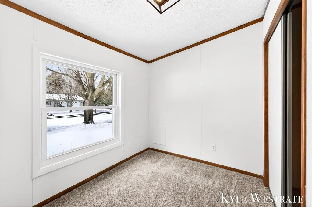 14128 Luckett Lane Grand Haven Charter Township MI 49417
