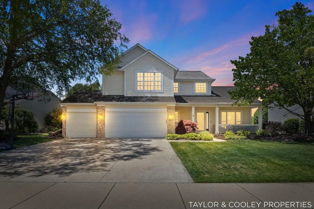 5616 Highbury Drive SE Ada Township MI 49301