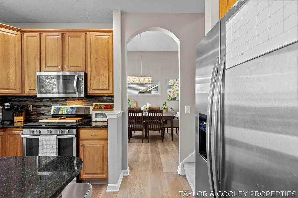 5616 Highbury Drive SE Ada Township MI 49301
