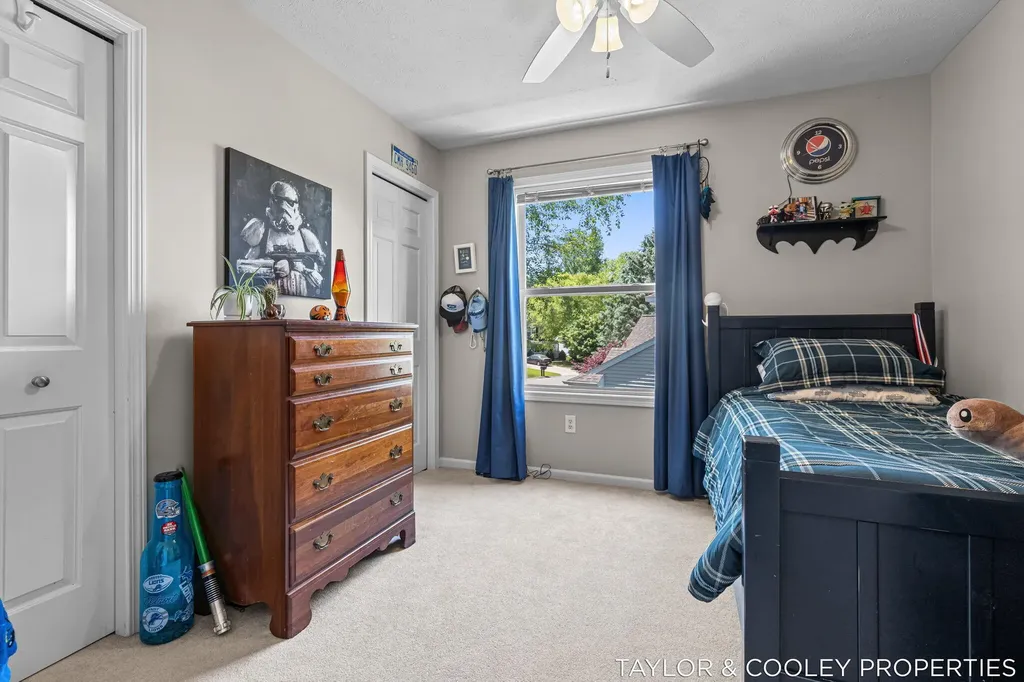 5616 Highbury Drive SE Ada Township MI 49301