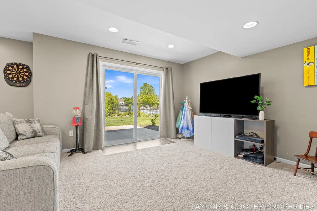 5616 Highbury Drive SE Ada Township MI 49301