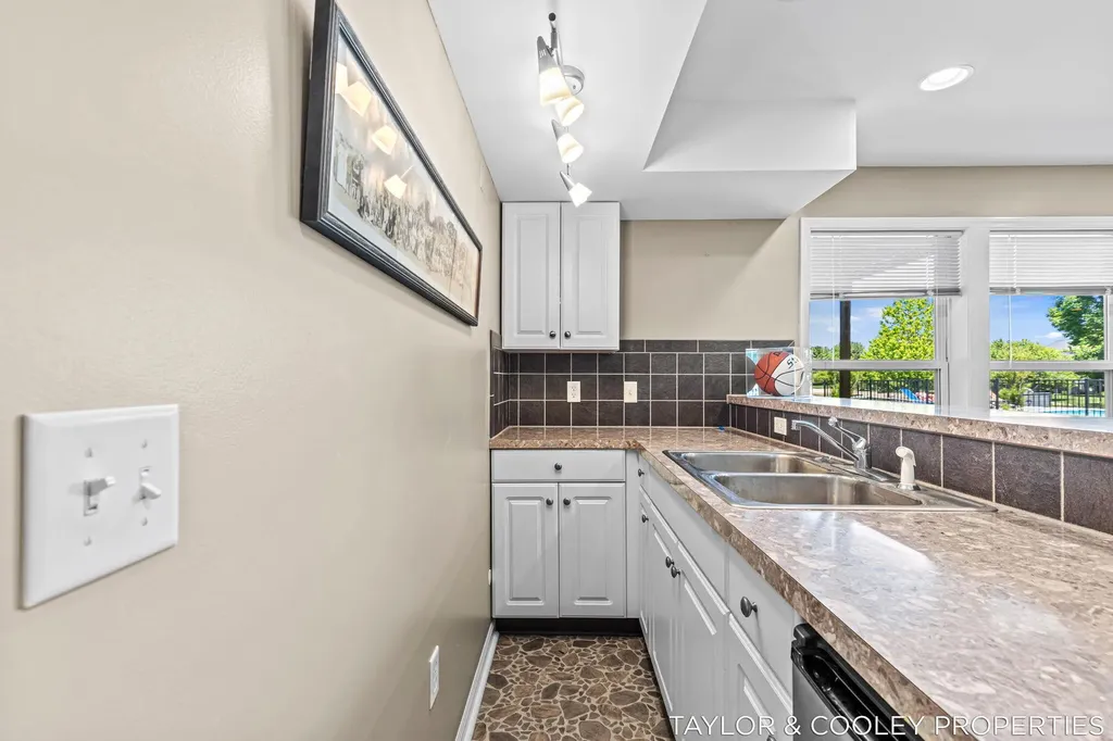 5616 Highbury Drive SE Ada Township MI 49301