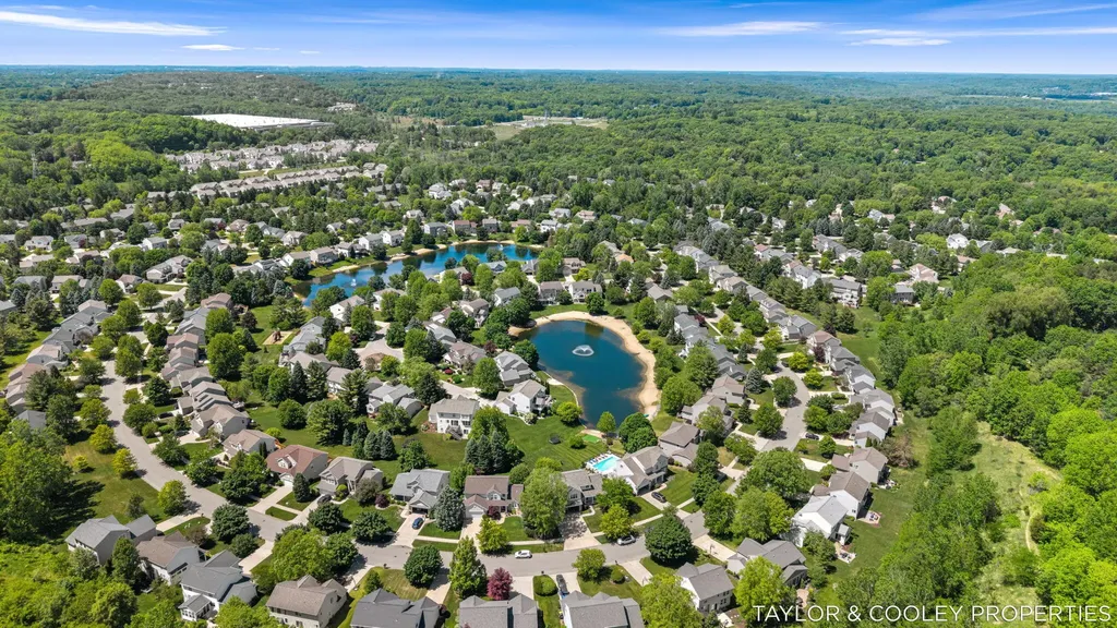 5616 Highbury Drive SE Ada Township MI 49301
