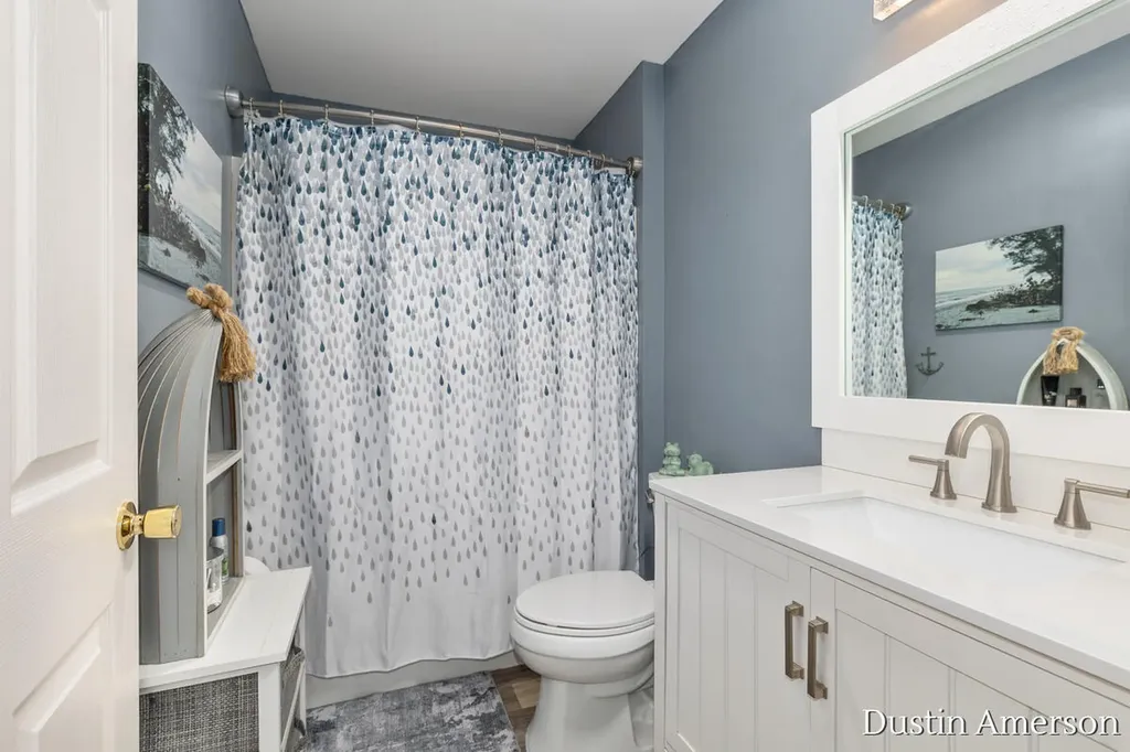 4212 Peak Lane NE Plainfield Charter Township MI 49525