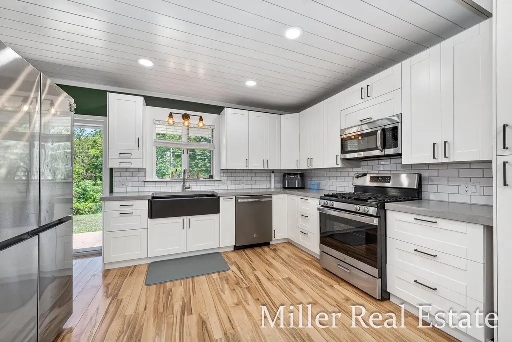 1294 Hammond Road Rutland Charter Township MI 49058