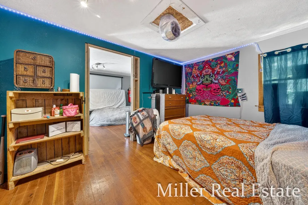 1294 Hammond Road Rutland Charter Township MI 49058