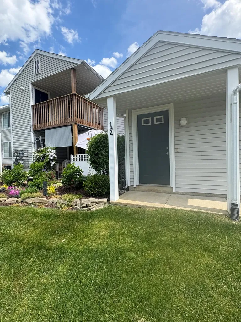 194 Hunters Lane NE Rockford City MI 49341