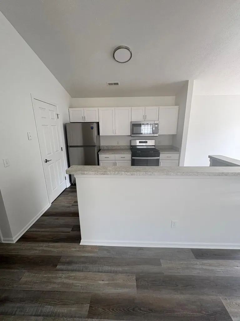 194 Hunters Lane NE Rockford City MI 49341
