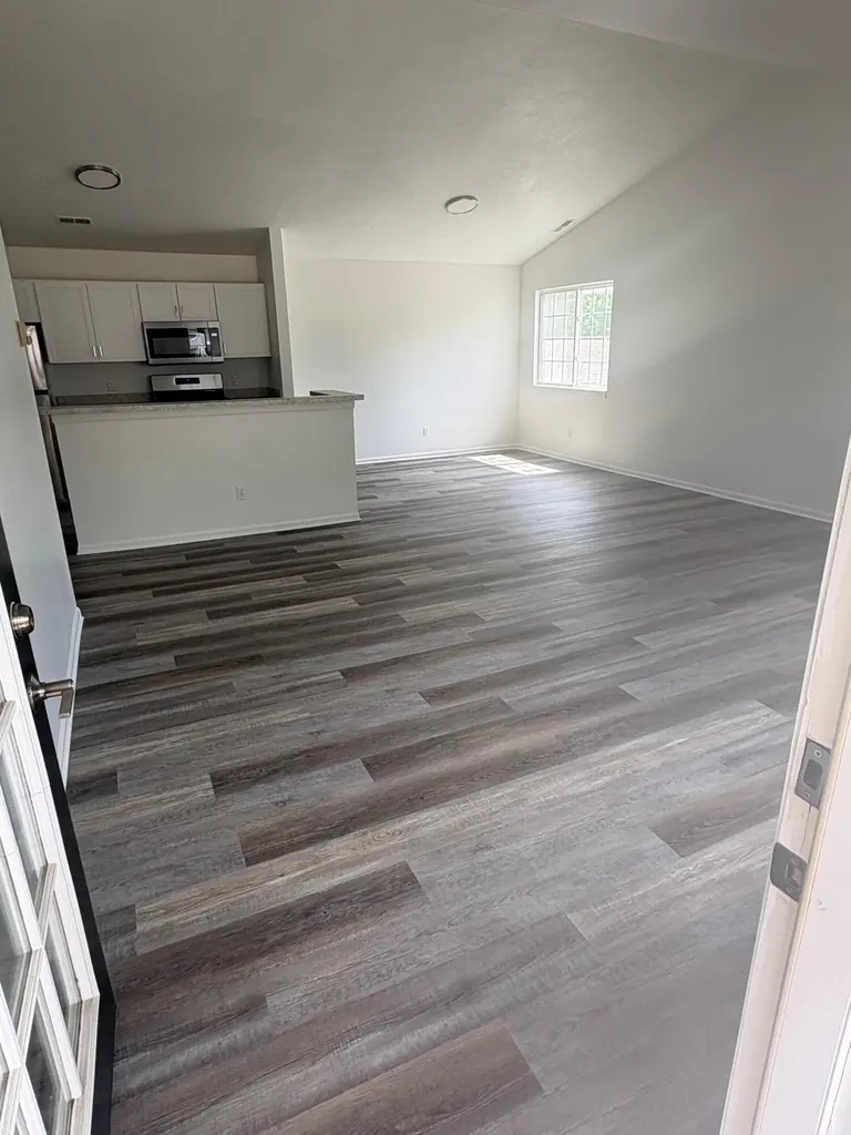 194 Hunters Lane NE Rockford City MI 49341