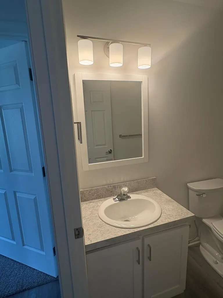 194 Hunters Lane NE Rockford City MI 49341