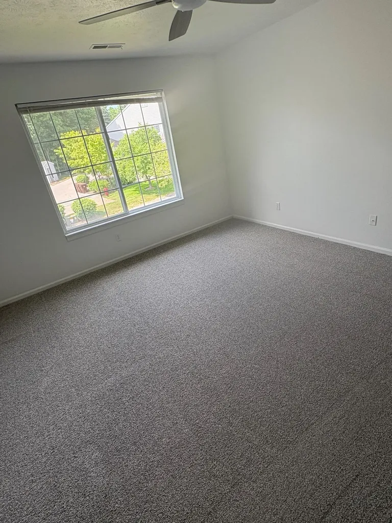 194 Hunters Lane NE Rockford City MI 49341