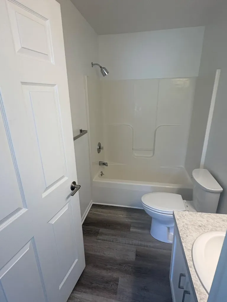 194 Hunters Lane NE Rockford City MI 49341