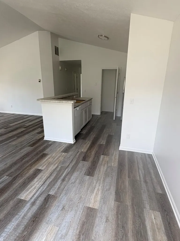 194 Hunters Lane NE Rockford City MI 49341