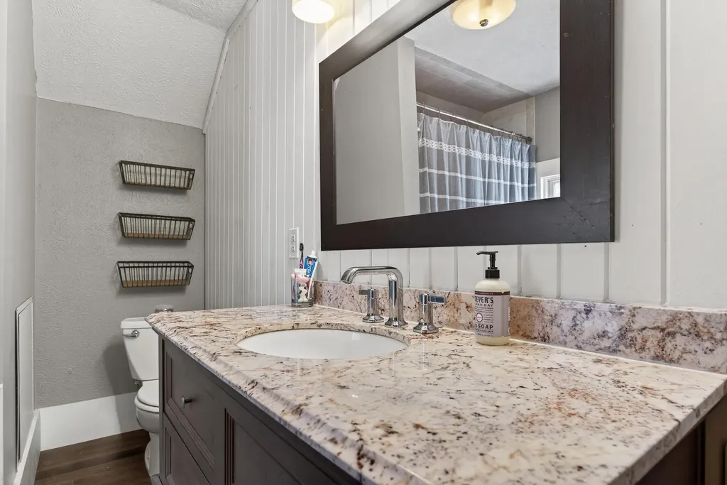 516 W Grand Street Hastings City MI 49058
