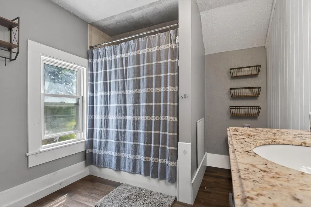 516 W Grand Street Hastings City MI 49058