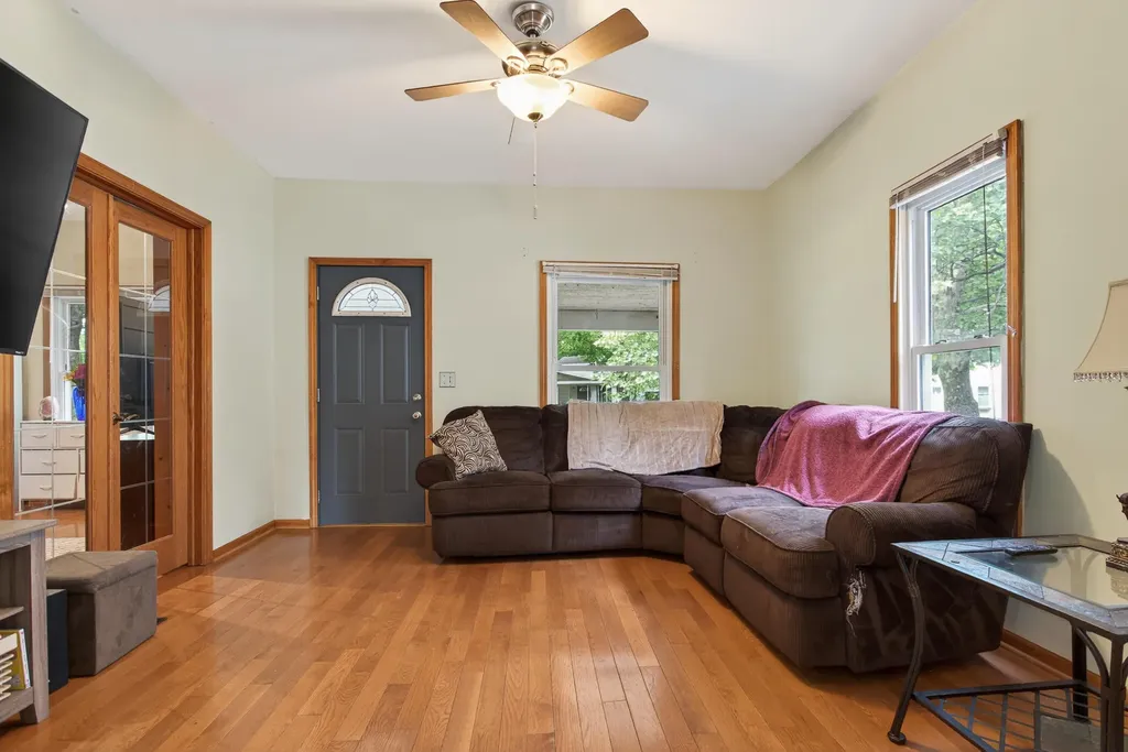 516 W Grand Street Hastings City MI 49058