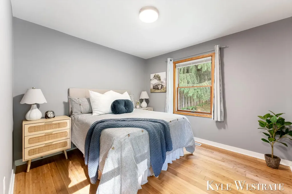 2525 Biggs Avenue NE Vergennes Township MI 49331