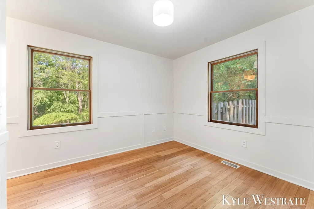 2525 Biggs Avenue NE Vergennes Township MI 49331