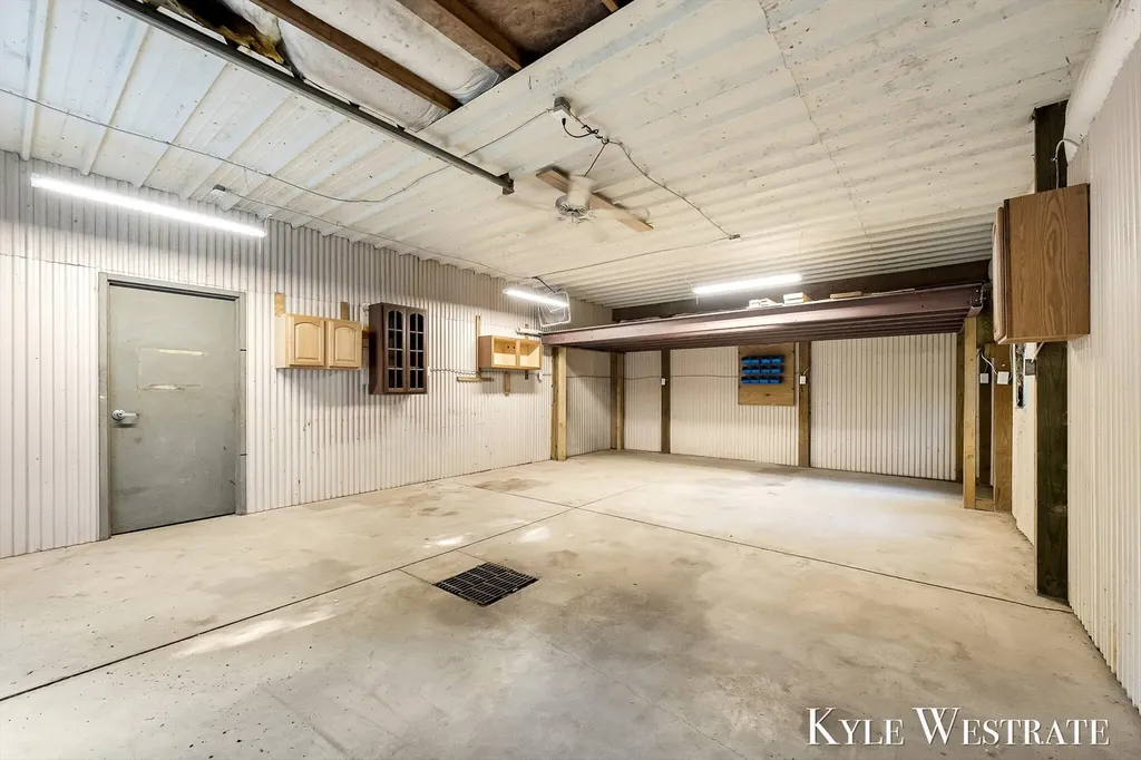 2525 Biggs Avenue NE Vergennes Township MI 49331